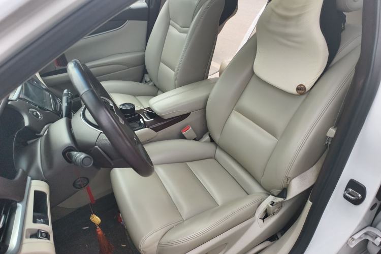 Used Cadillac XTS 2017 28T Tech Edition Left Front Seat