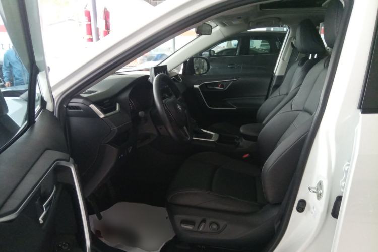 Used Toyota Wildlander 2020 2.0L CVT Two-Wheel Drive Luxury Edition