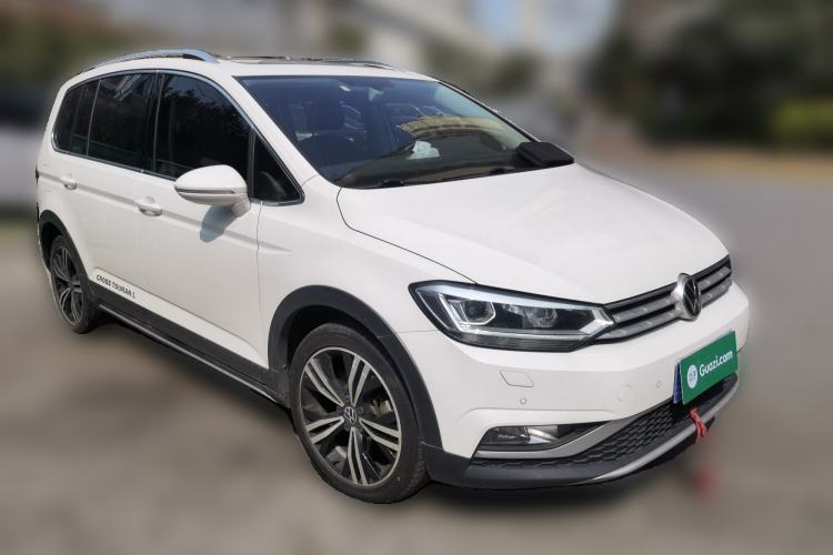 Used Volkswagen Touran 2021 Volkswagen Touran L 280TSI DSG Boundary Edition 7-Seater
