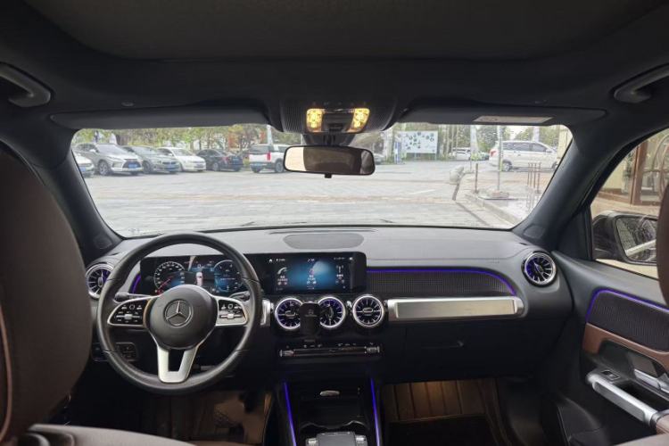 Used Mercedes-Benz GLB 2022 Updated GLB 200 Fashion Edition