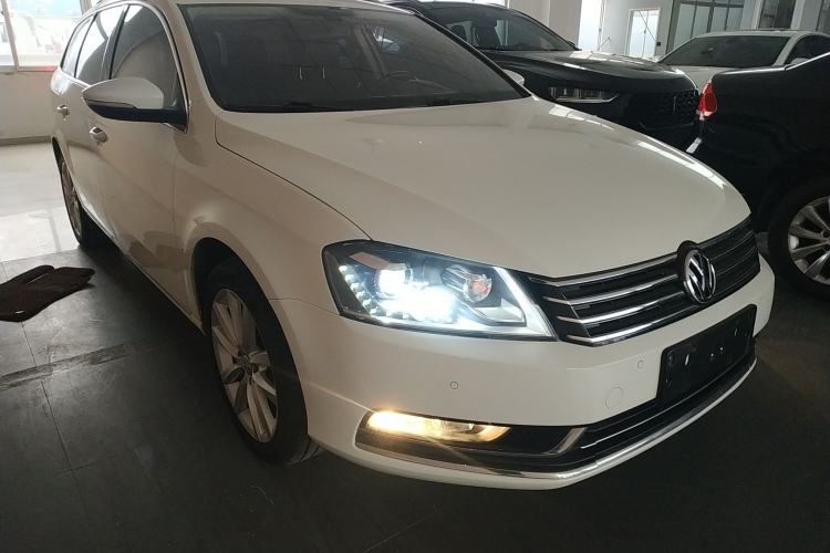 Used Volkswagen Magotan 2012 Travel Edition 2.0 TSI Comfort Version
