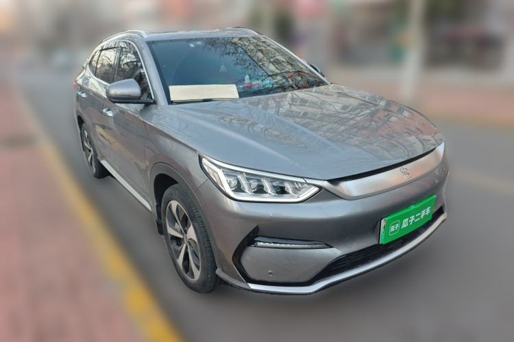 Used BYD Song PLUS New Energy 2021 EV Deluxe Model Front Right 45 Deg