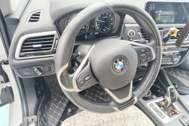 Used BMW 1 Series 2020 120i Fashion Model Steering Wheel