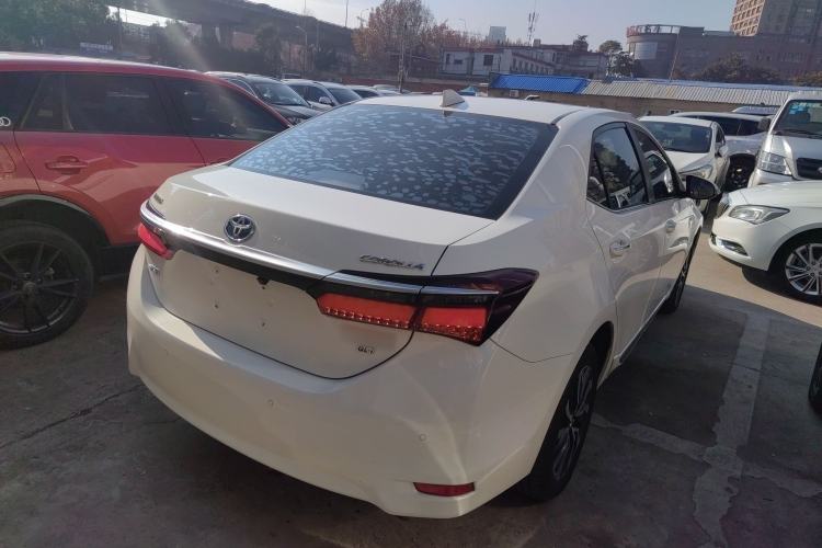 Used Toyota Corolla 2017 Revised Dual-Engine 1.8L E-CVT Elite Edition
