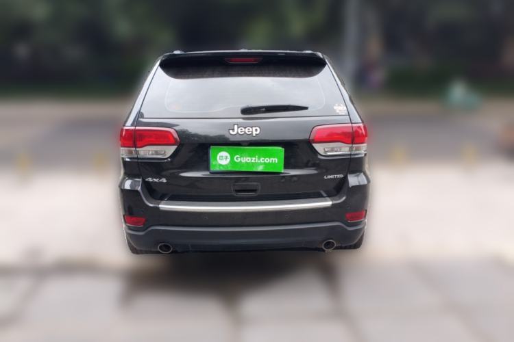 Used Jeep Grand Cherokee 2020 3.0L Elite Navigation Edition Rear