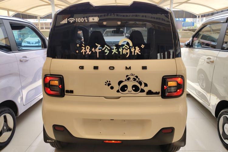 Used Geely Galaxy Panda 2023 Panda Mini 200km Dynamic Bear Rear