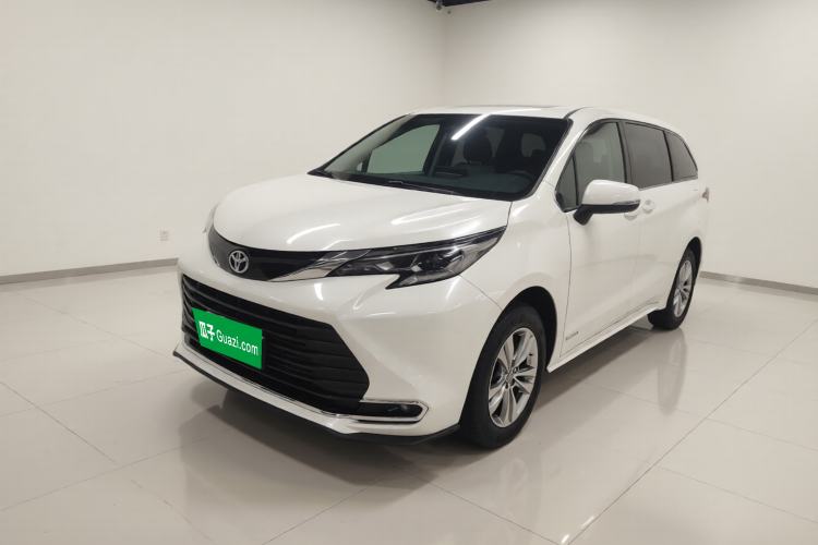 Used Toyota SIENNA 2023 2.5L Hybrid Comfort Edition