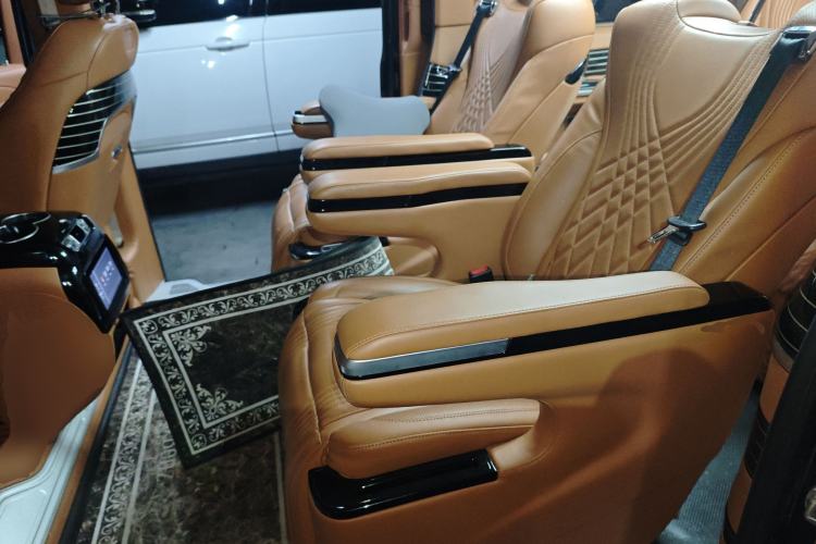 Used Mercedes-Benz V-Class 