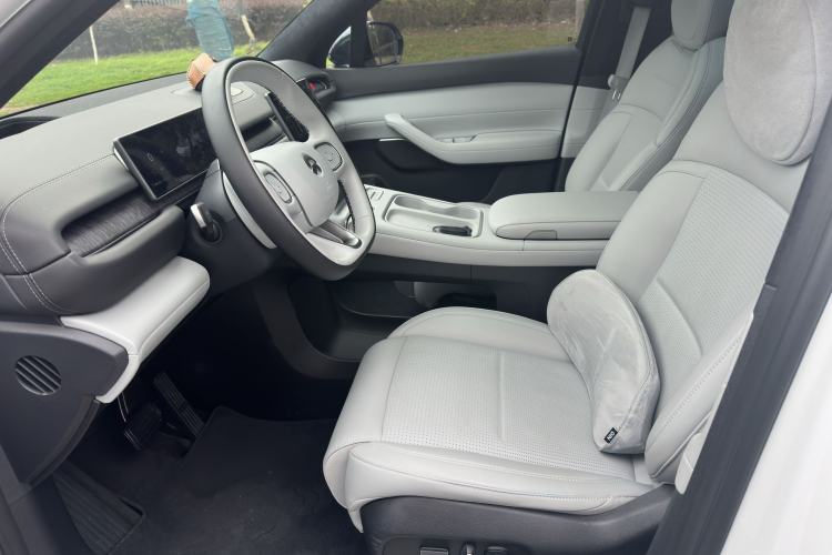 Used Nio ES6 2024 75 kWh
