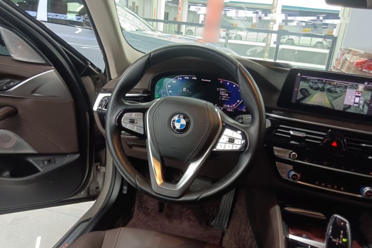 Used BMW 5 Series 2020 525Li Luxury Package Steering Wheel