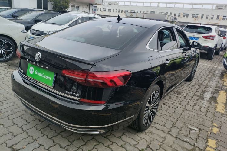 Used Volkswagen Passat 2020 330TSI Luxury Edition China VI