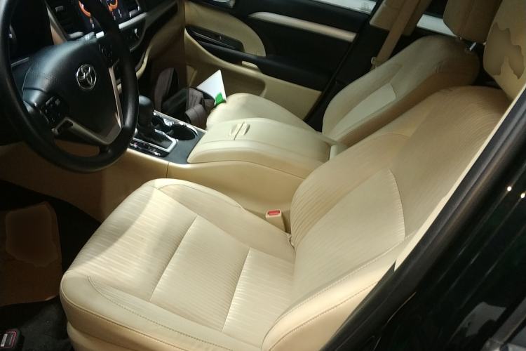 Used Toyota Highlander 2021 2.0T Four-Wheel Drive Elite Edition 7-Seater Left Front Seat