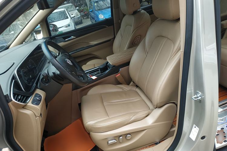 Used Buick GL8 2020 ES Land Cruiser 653T Luxury Model
