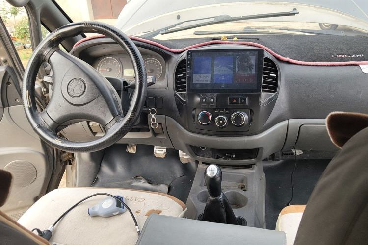 Used FORTHING Lingzhi 2013 V3 1.5L 7-Seater Standard Model II