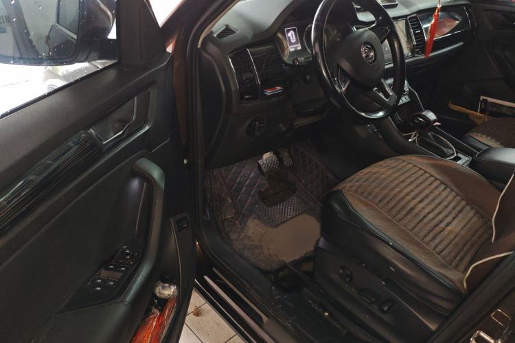 Used Skoda Kodiaq 2018 Facelifted TSI330 5-Seater Two-Wheel-Drive Luxury Enjoyment Edition
