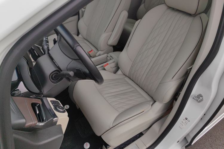 Used Buick GL8 2022 Land Executive Class 652T Prestige Model