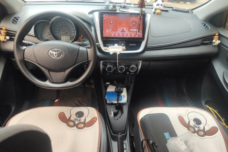 Used Toyota Vios 2017 1.5L CVT Innovation Edition Center Console