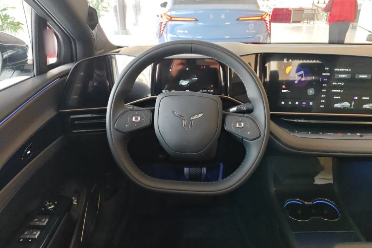 Used Hongqi EH7 2025 600 Smart Selection Edition