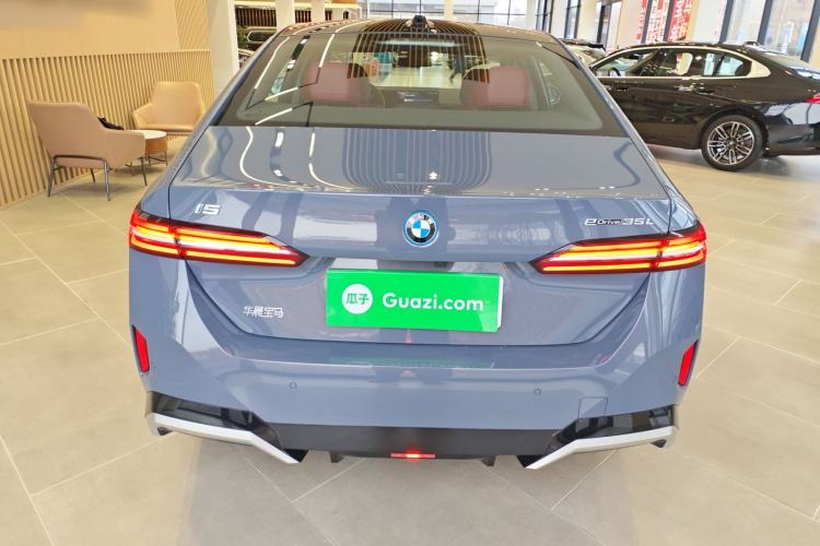 Used BMW i5 2024 eDrive 35L M Sport Package
