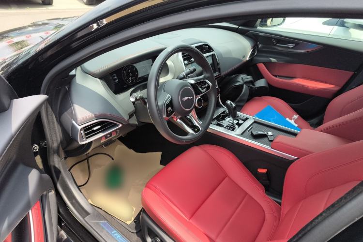 Used Jaguar XEL 2023 2.0T 250 PS R-DYNAMIC S Advanced Sport Edition Driver Seat