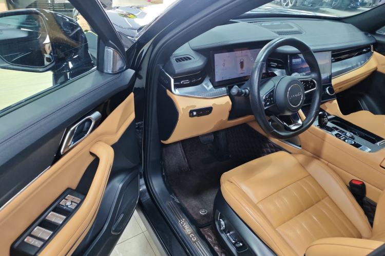 Used Lynk & Co 09 EM-P 2023 2.0TD EM-P Long-Range Version PM 7-Seater Driver Seat