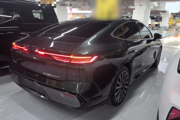 Used Geely Galaxy 8 2025 130km EM-P Starship Edition Rear Right 45 Deg