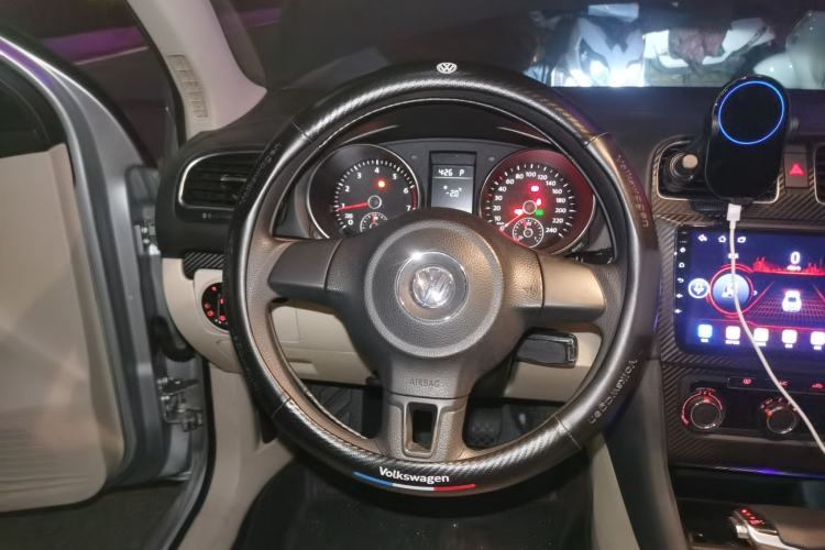 Used Volkswagen Golf 2010 1.6 Automatic Comfort Edition
