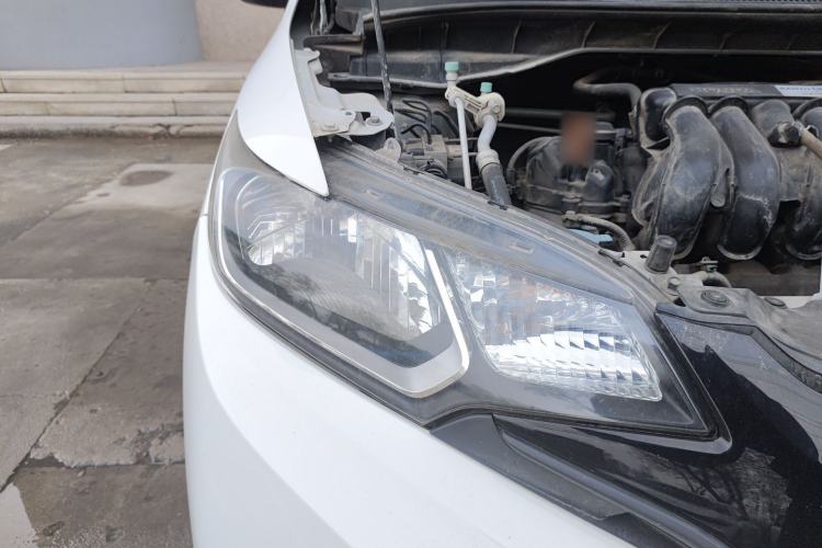 Used Honda Fit 2014 1.5L LX CVT Comfort Model Right Front Headlight