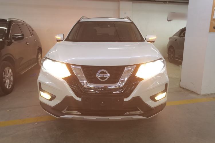 Used Nissan X-Trail 2017 2.5L CVT Luxury Edition 4WD
