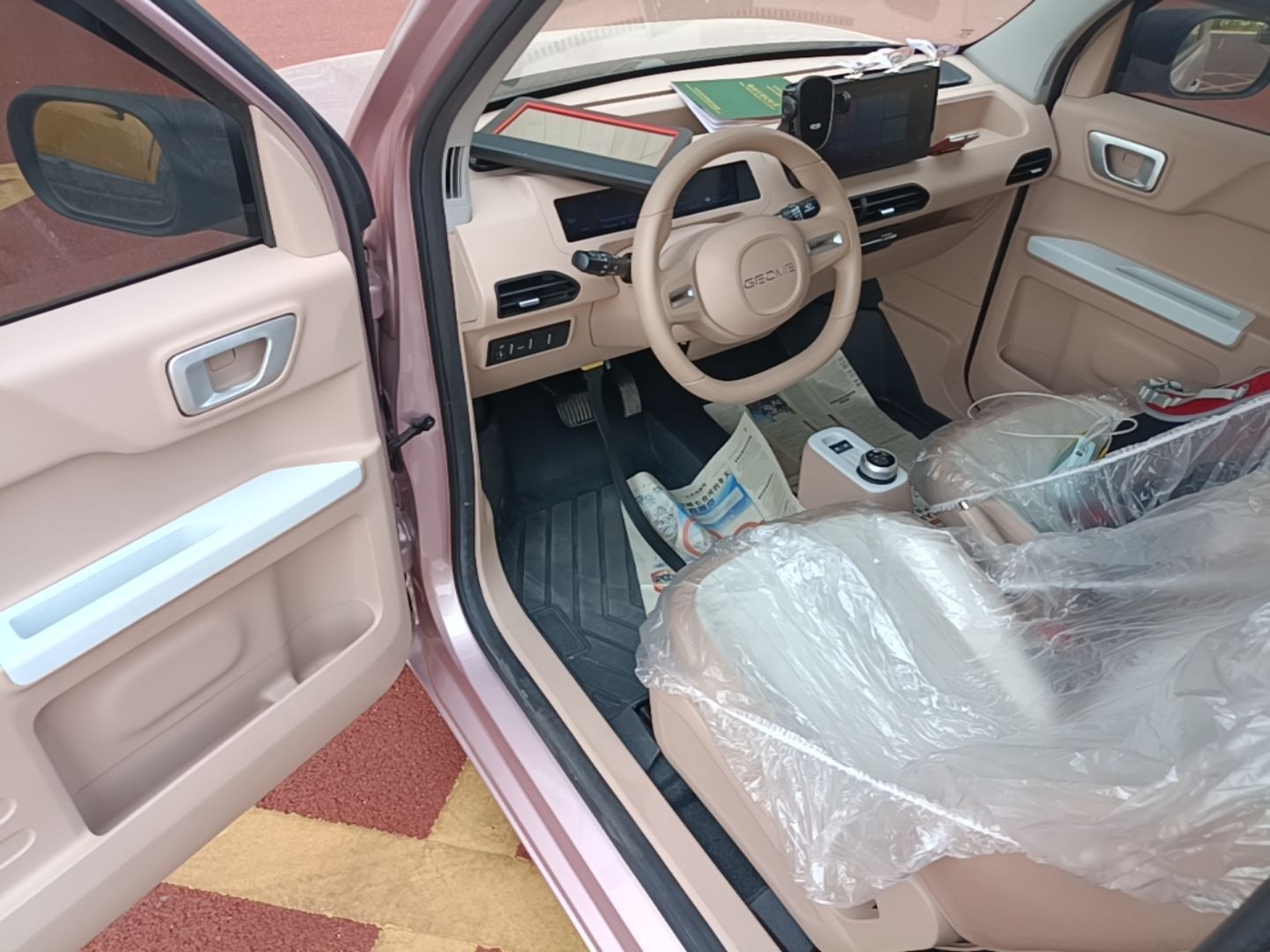 Geely Galaxy Panda 2024 Panda Mini 200km Endurance Bear — снимка 18