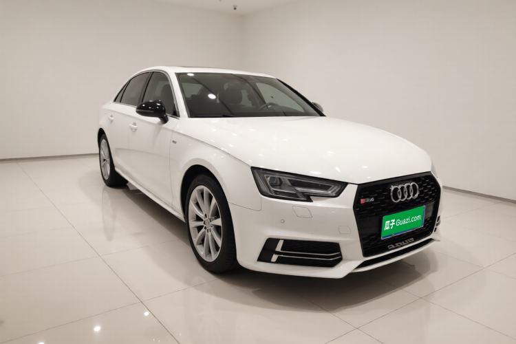 Used Audi A4L 2018 30th Anniversary Edition 45 TFSI quattro Individual Sport Edition
