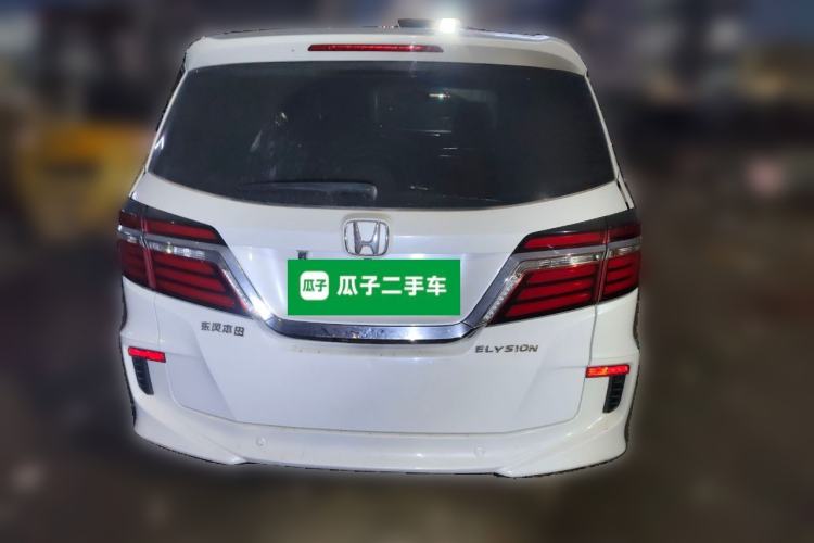 Used Honda Elysion 2016 2.4L Luxury Edition
