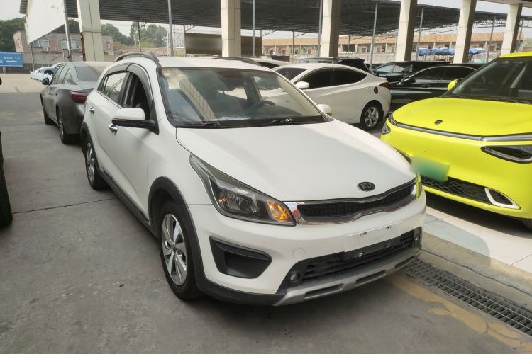 Used Kia KX Cross 2017 1.4L AT GLS Exterior 2