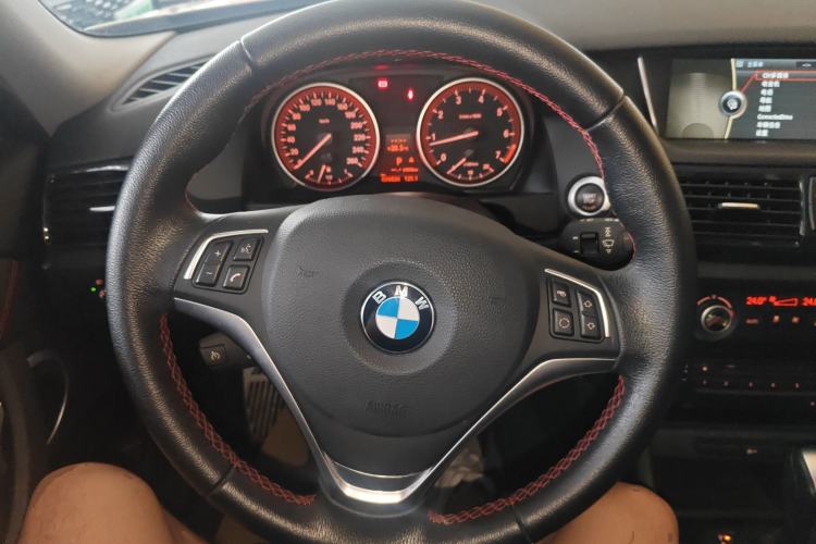 Used BMW X1 2013 sDrive18i Sport Design Package Steering Wheel