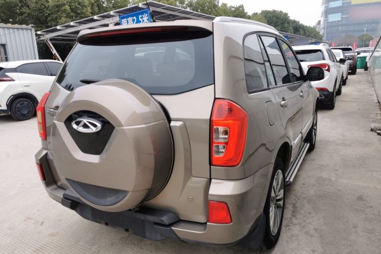 Used Chery Tiggo 3 2015 1.6L CVT ZhiShang Commemorative Edition
