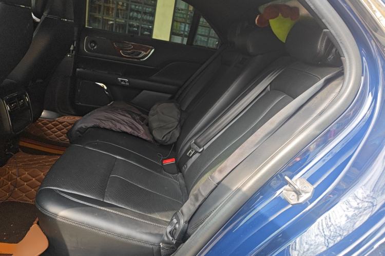 Used Lincoln Continental 2019 2.0T Two-Wheel Drive Prestige Version China VI Standard