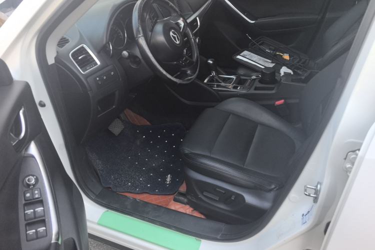 Used Mazda CX-5 2015 2.0L Automatic 4x4 Luxury Edition Driver Seat