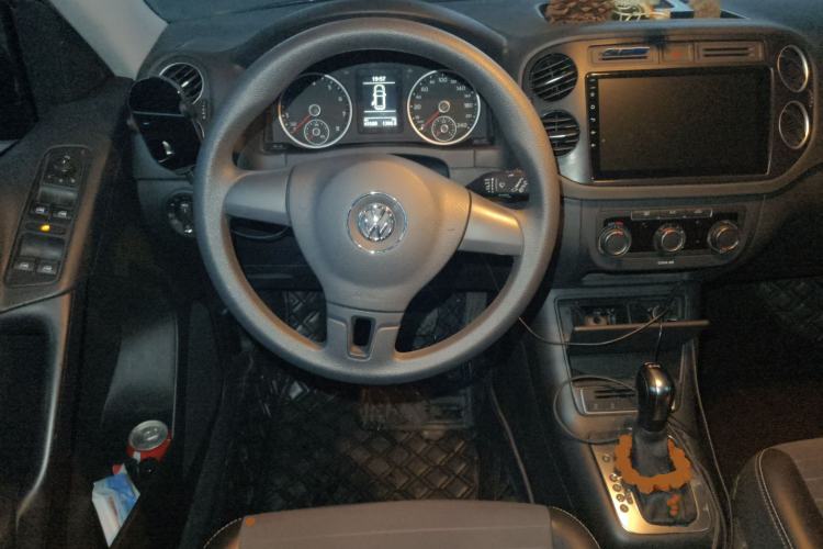 Used Volkswagen Tiguan 2016 280TSI Automatic Two-Wheel-Drive Silk Road Style Edition Steering Wheel