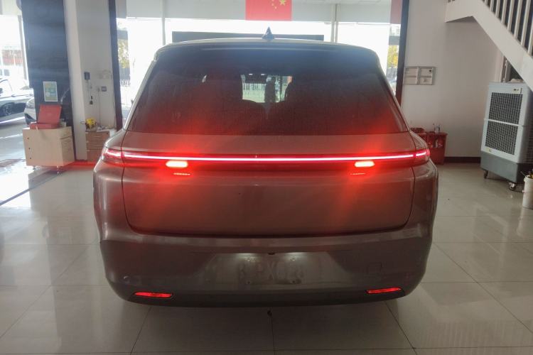 Used Li Auto L8 2023 Max model