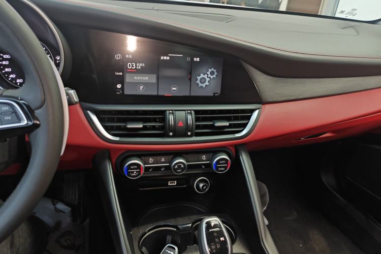 Used Alfa Romeo Giulia 2020 2.0T 280HP VIRTU Limited Edition