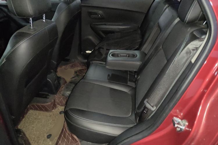 Used Chevrolet Trax 2014 1.4T Automatic Two-Wheel Drive Luxury Model Left Rear Seat