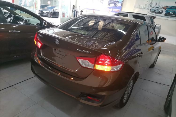 Used Suzuki Alivio 2015 1.6L Automatic Comfort Model
