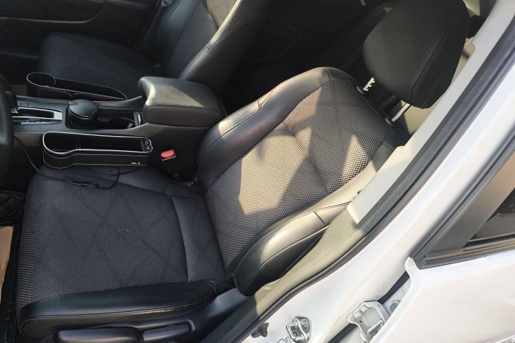 Used Honda Jade 2013 1.8L automatic Comfort version 5 seats
