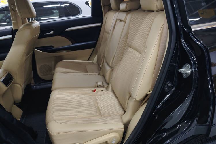 Used Toyota Highlander 2015 2.0T Four-Wheel Drive Elite Edition 7-Seater