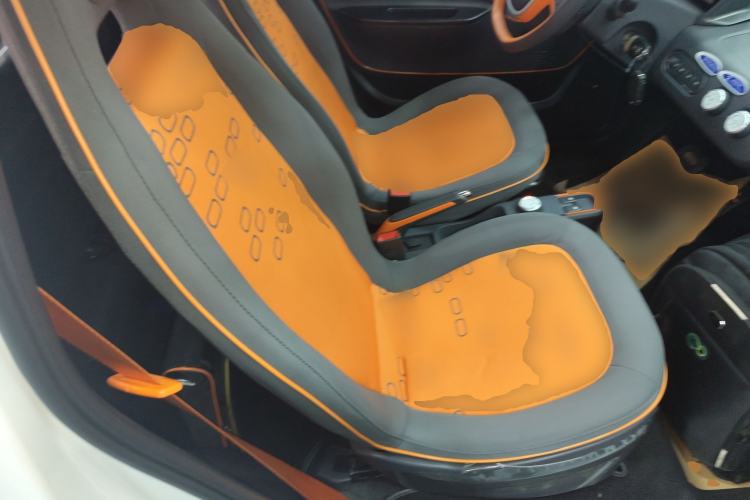 Used Baojun E100 2019 250KM Smart Drive Edition Right Front Seat