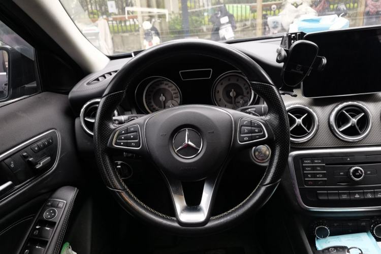 Used Mercedes-Benz GLA 2016 GLA 200 Fashion Model
