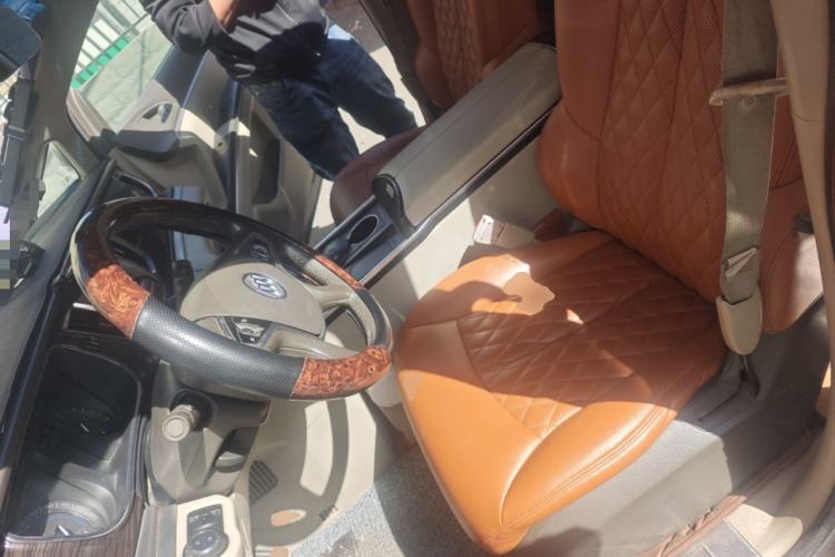 Used Buick GL8 2011 3.0L GT Luxury Business Haoya Edition