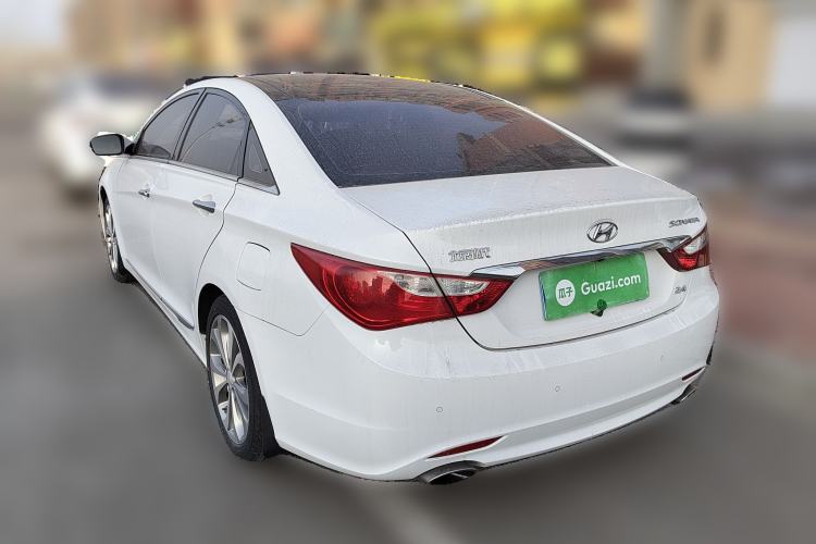 Used Hyundai Sonata 2014 2.4L Automatic Luxury Version China IV Standard