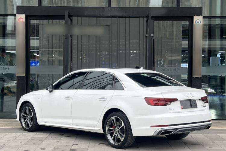 Used Audi A4L 2019 40 TFSI Fashion Edition China VI Emission Standard