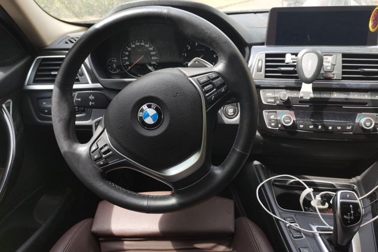 Used BMW 3 Series 2018 320Li Leading Luxury Package Steering Wheel